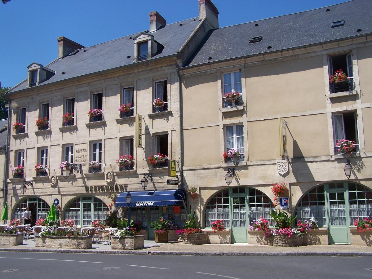 Creully sur Seulles 圣马丁客栈酒店 外观 照片